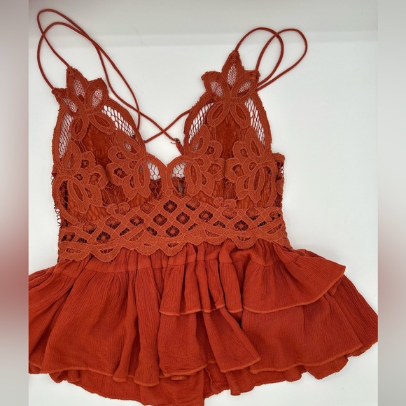 Free People Adella Cami Top Winding Roads NWT - Picture 4 of 7